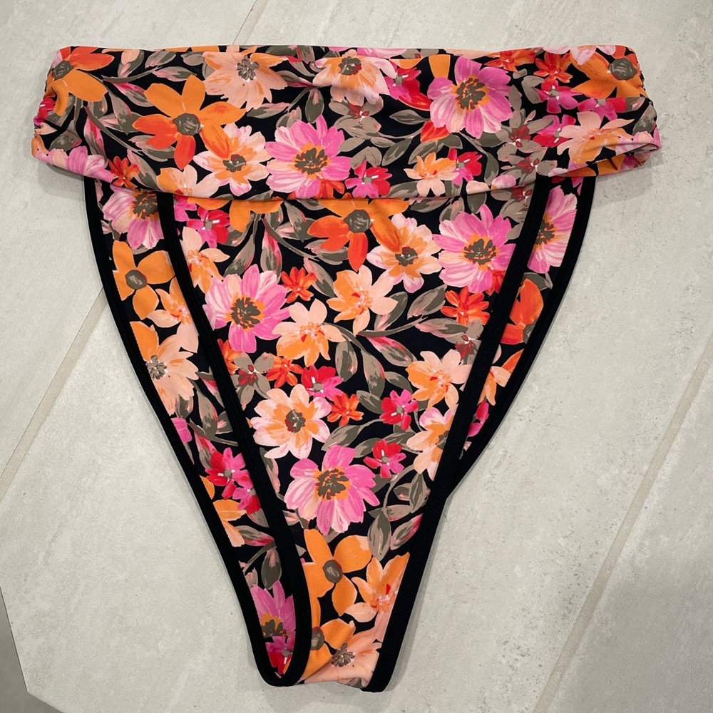 For Love And Lemons Floral Bikini bottoms only NWOT - Picture 3 of 4